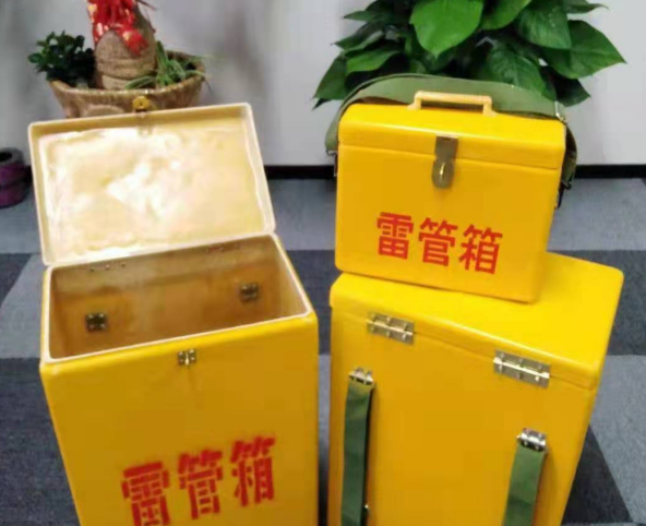 康县玻璃钢雷管箱有哪些特点